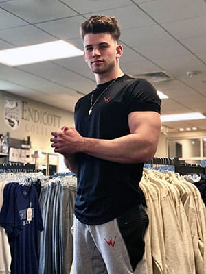 Noah Fearnley '21, founder of Whitecap Fitness