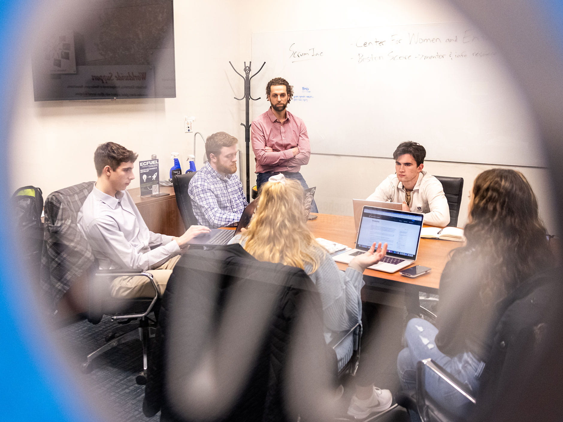 Entrepreneur in Residence Zach Servideo leading a FUEL Club meeting