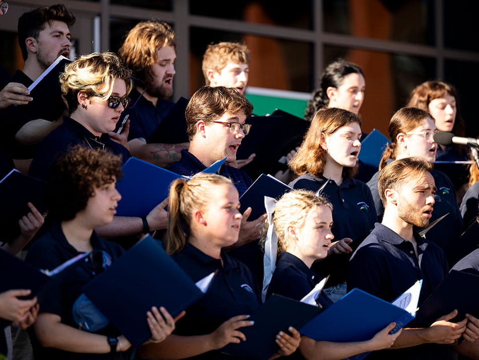 Endicott singers