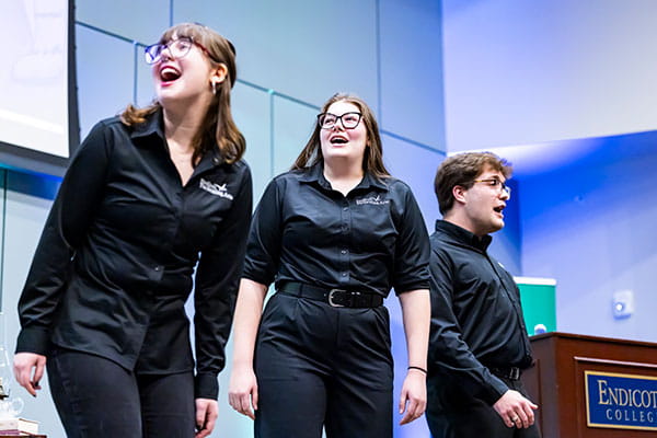 The Endicott Singers singing a song from Hamilton