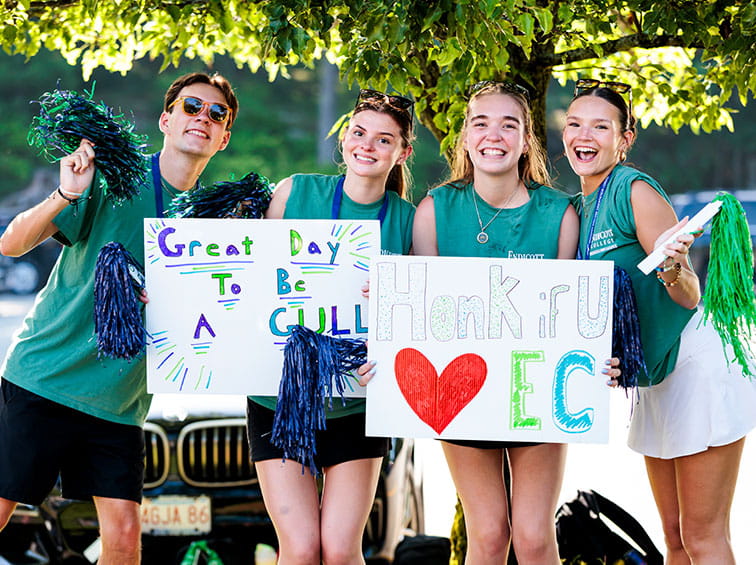 Students at summer orientation